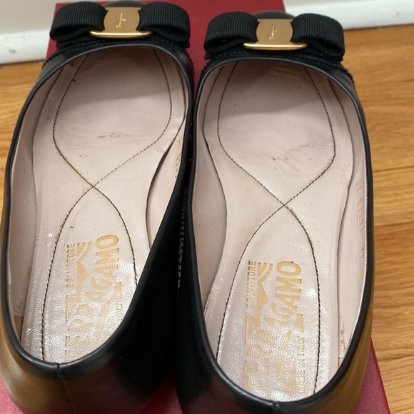 Salvatore Ferragamo Varina 1 cm (Size 5) - Picture 3 of 5